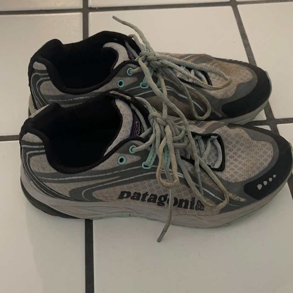 Patagonia Hiking Running Shoes Sz 7.5